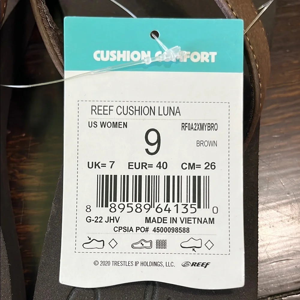 Reef Brown Sandals with Contoured Footbed - Picture 2 of 6